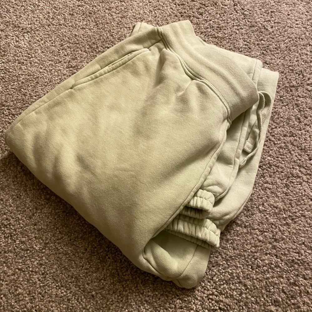 Sweat pants